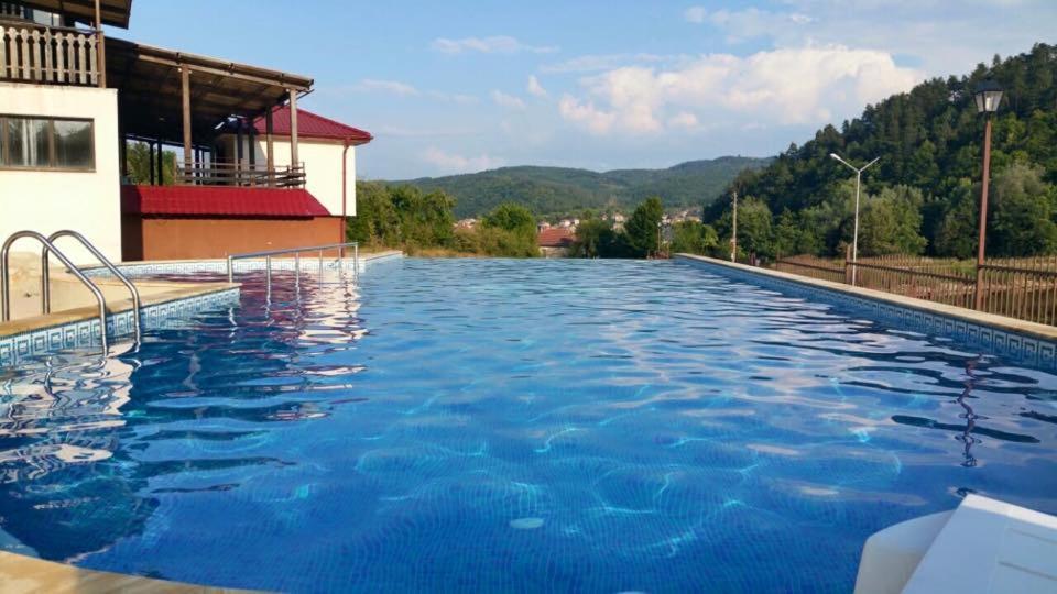 Tryavna Lake Hotel & Spa מראה חיצוני תמונה