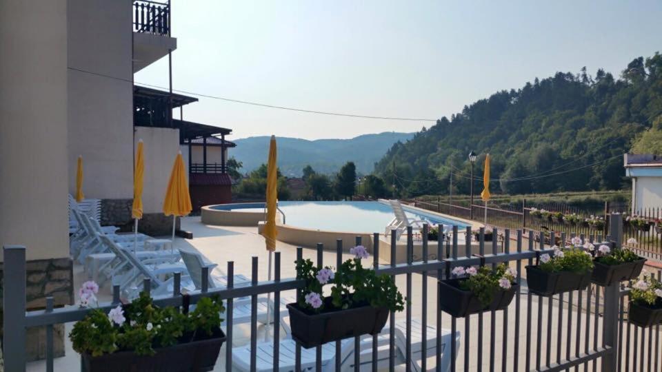 Tryavna Lake Hotel & Spa מראה חיצוני תמונה